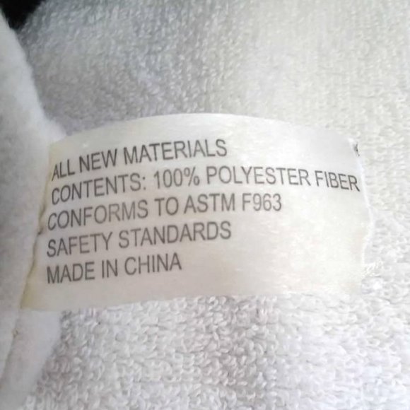 Adult Penguin Winter Hat One Size - Picture 6 of 7